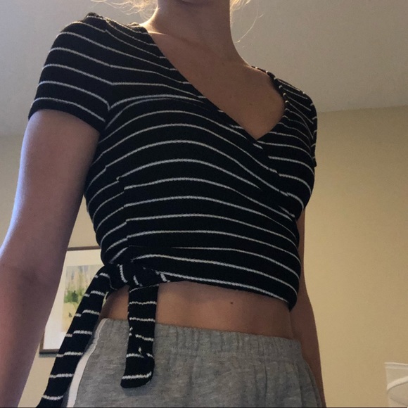 Urban Outfitters striped wrap tee - Picture 2 of 4